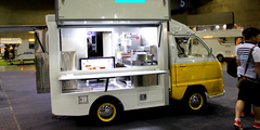 foodtruck_014_automotive_week_011